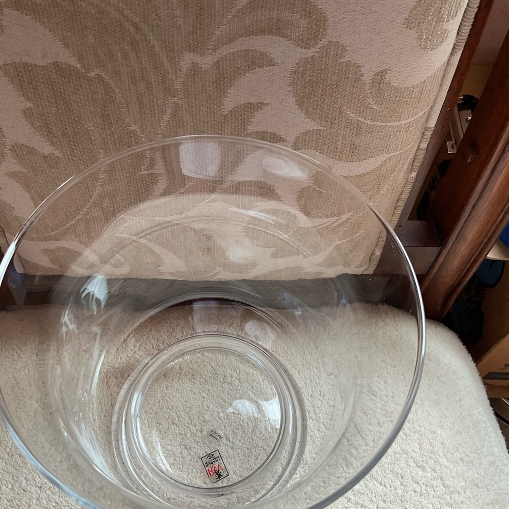 Glass Vase, Robert William, Clear, perfect for layering colored stones, etc. - Picture 3 of 9